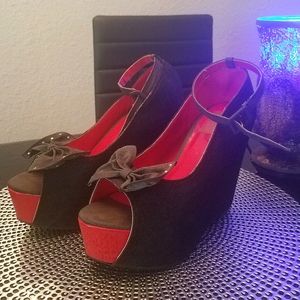 💕Super Cute Retro Style Platforms!